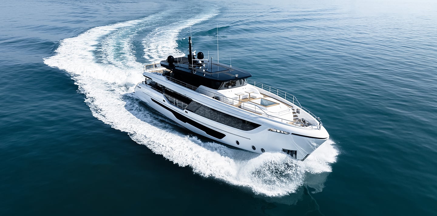 MAJESTY 111 yacht for Sale (2) | Phoenix Yacht Management