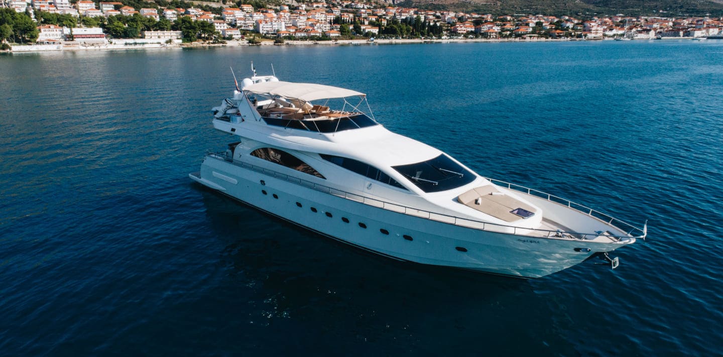 LADY LONA yacht for Charter (2) | Phoenix Yacht Management