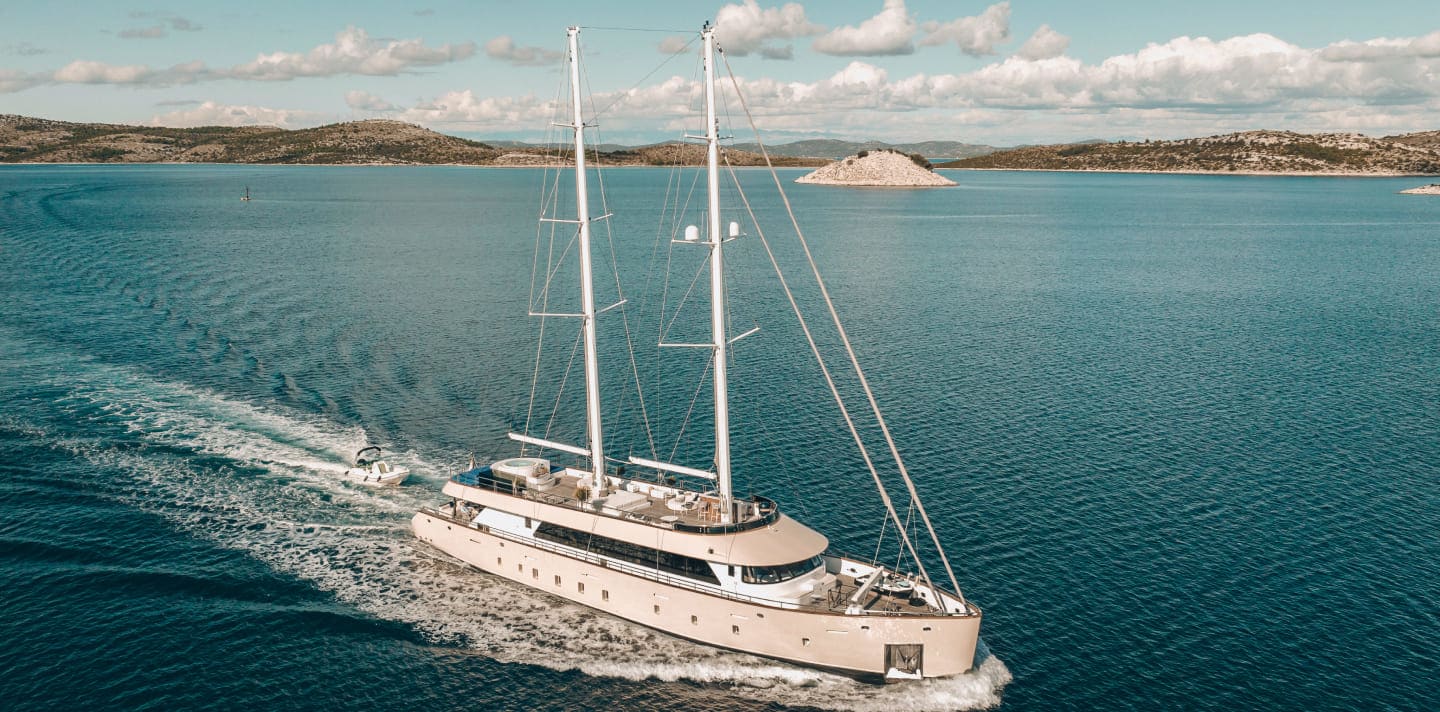 MAXITA yacht for Charter (2) | Phoenix Yacht Management