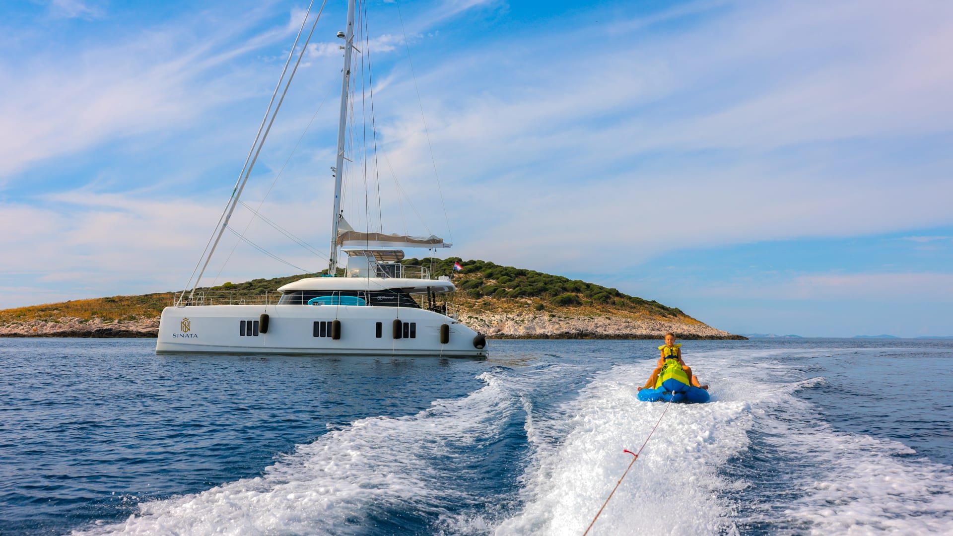 SINATA yacht for Charter (2) | Phoenix Yacht Management
