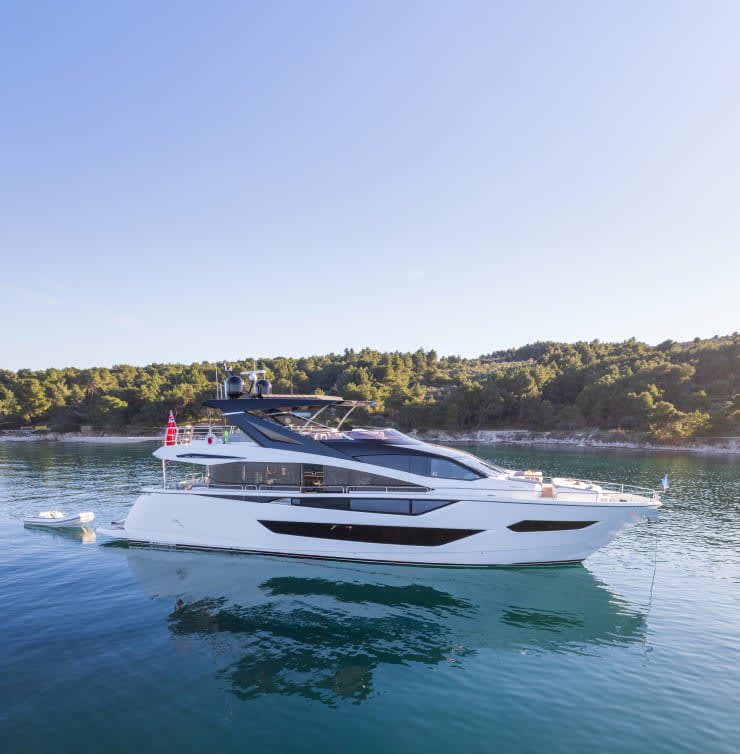 MOWANA yacht for Charter (1) | Phoenix Yacht Management