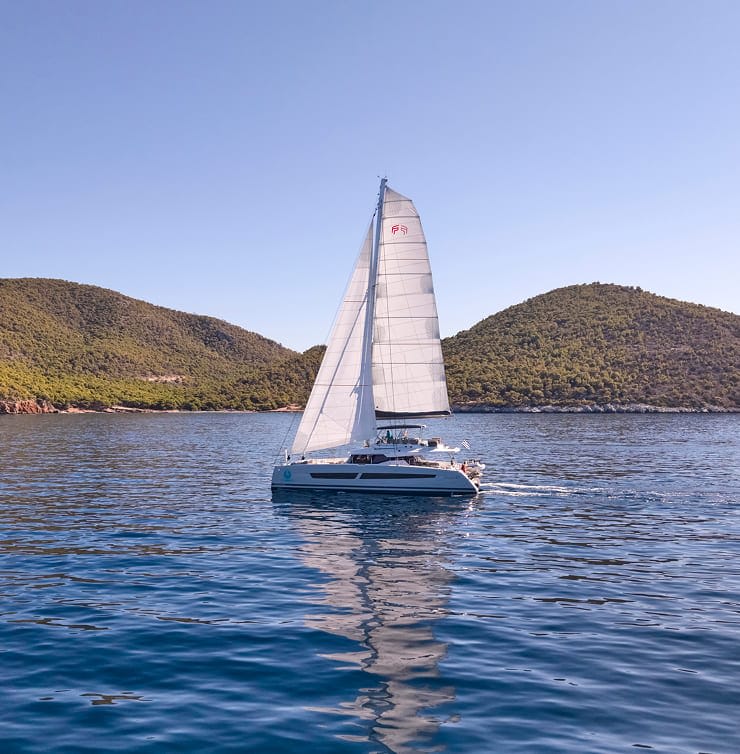 SUNMOON yacht for Charter (1) | Phoenix Yacht Management
