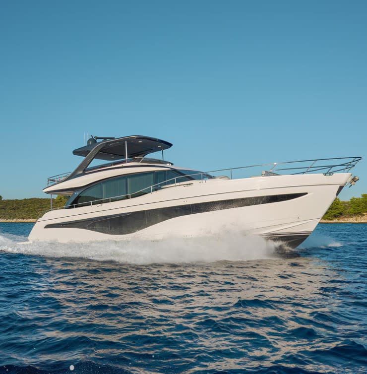 ELIZABETH yacht for Charter (1) | Phoenix Yacht Management