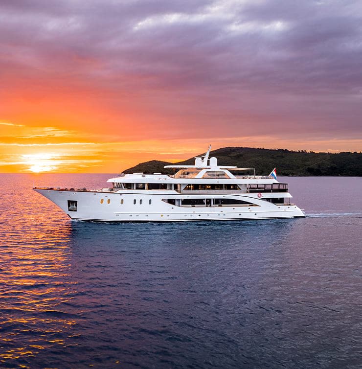 CRISTAL yacht for Charter (1) | Phoenix Yacht Management