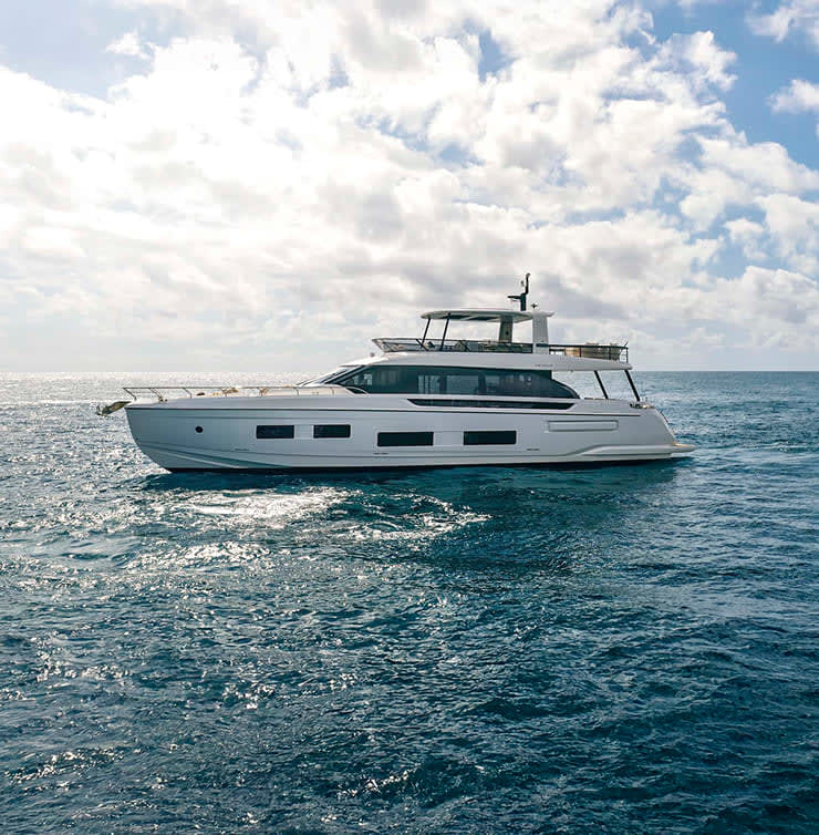 BALANCE yacht for Charter (1) | Phoenix Yacht Management