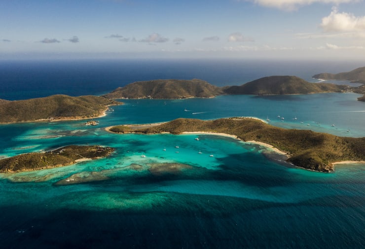 Leeward Islands Luxury Yacht Charters (2) | Phoenix Yacht Management