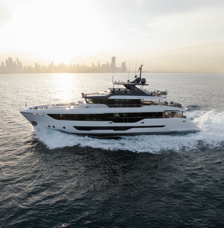 MAJESTY 112 yacht for Sale (1) | Phoenix Yacht Management