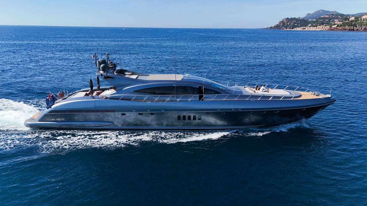 JFF yacht for Charter (2) | Phoenix Yacht Management