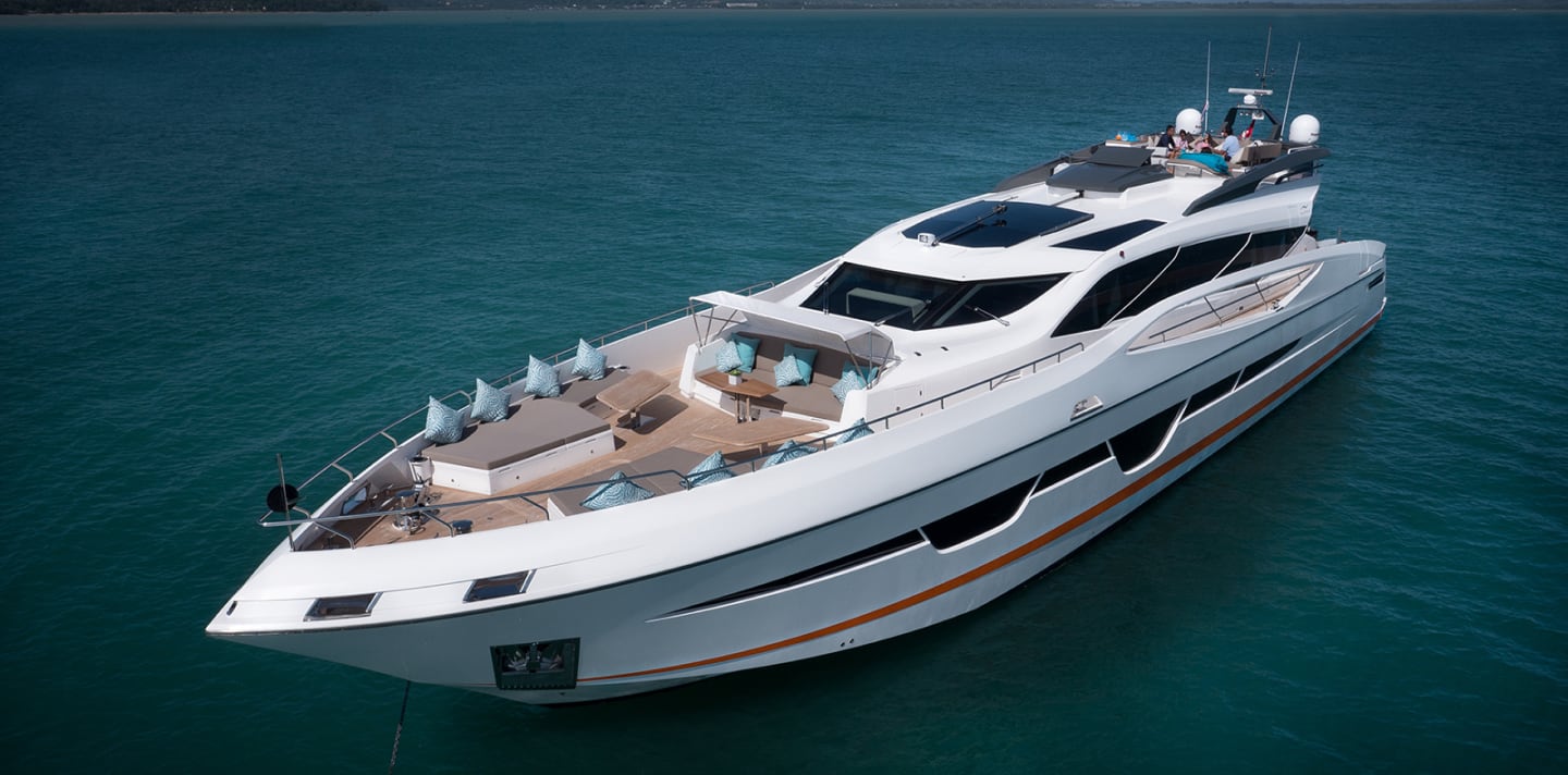 DOLCE VITA yacht for Charter (2) | Phoenix Yacht Management