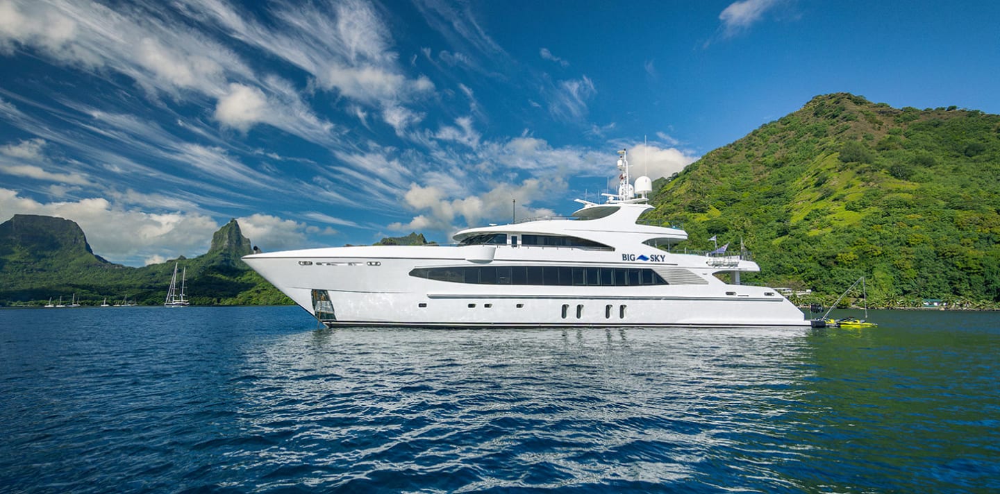 BIG SKY yacht for Charter (2) | Phoenix Yacht Management