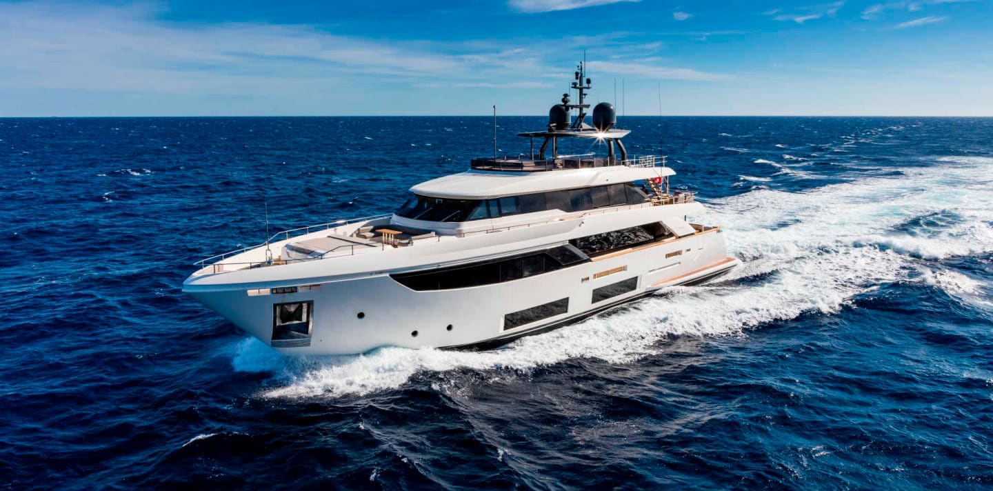 UPSTREAM yacht for Charter (2) | Phoenix Yacht Management