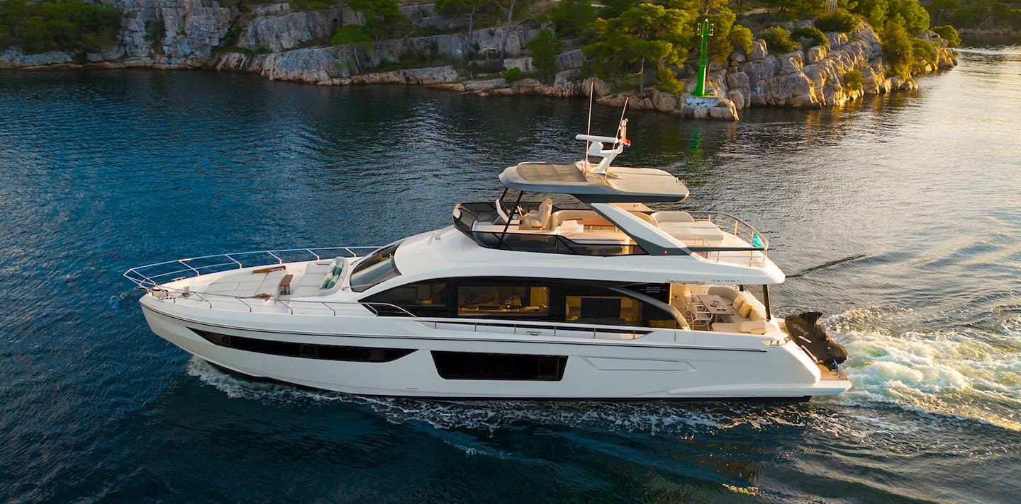 DONNA yacht for Charter (2) | Phoenix Yacht Management