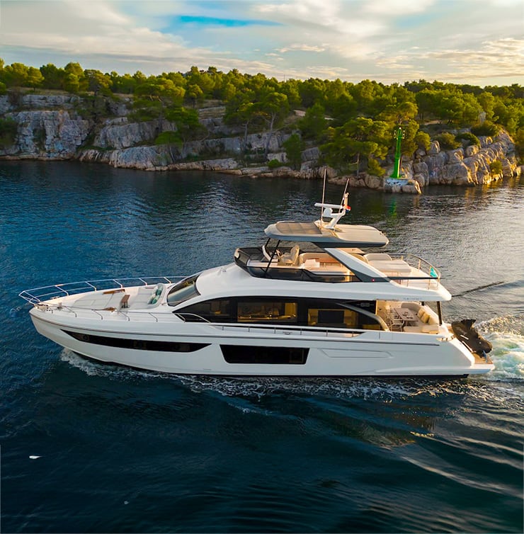 DONNA yacht for Charter (1) | Phoenix Yacht Management
