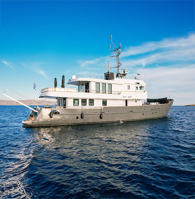 GEMAYA yacht for Charter (1) | Phoenix Yacht Management