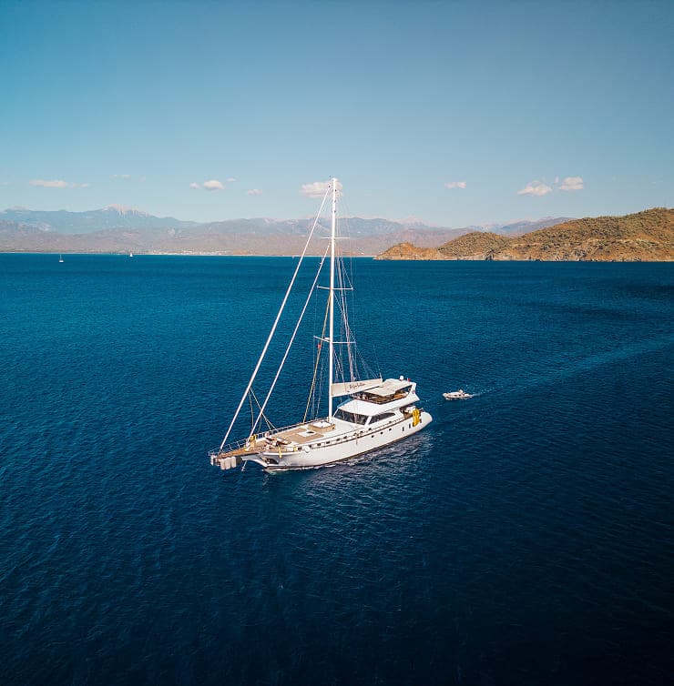 BELGIN SULTAN yacht for Charter (1) | Phoenix Yacht Management