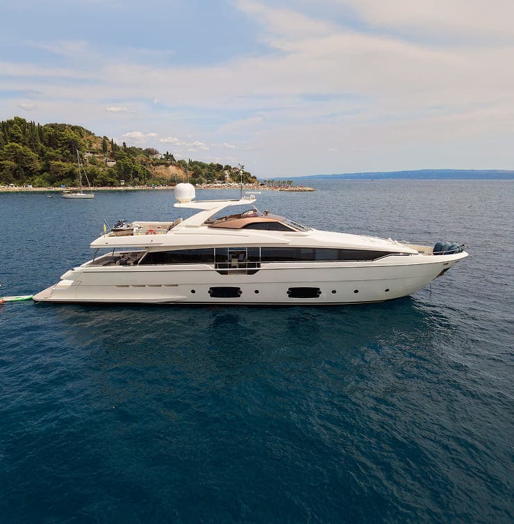 IVA yacht for Charter (1) | Phoenix Yacht Management