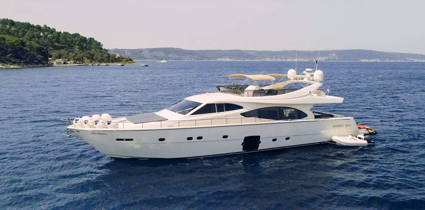ORLANDO yacht for Charter (2) | Phoenix Yacht Management
