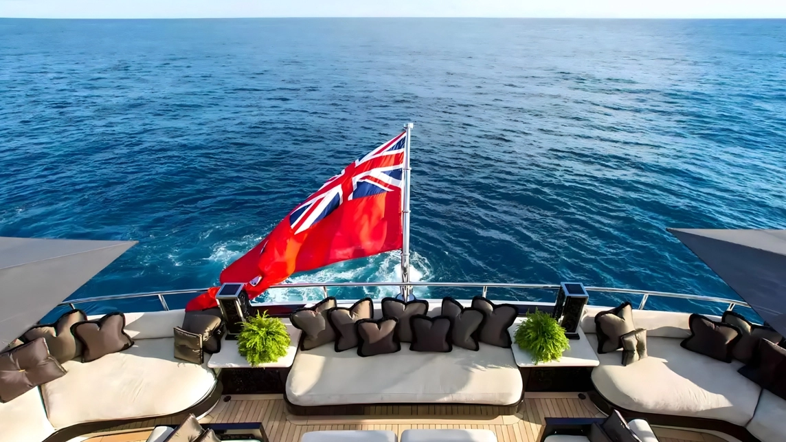 LIONESS V yacht for Charter (7) | Phoenix Yacht Management