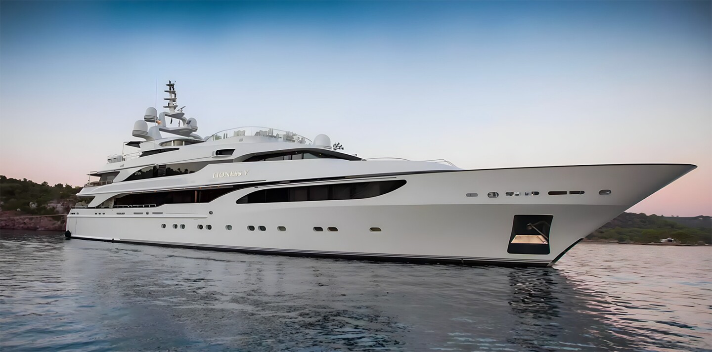 LIONESS V yacht for Charter (2) | Phoenix Yacht Management