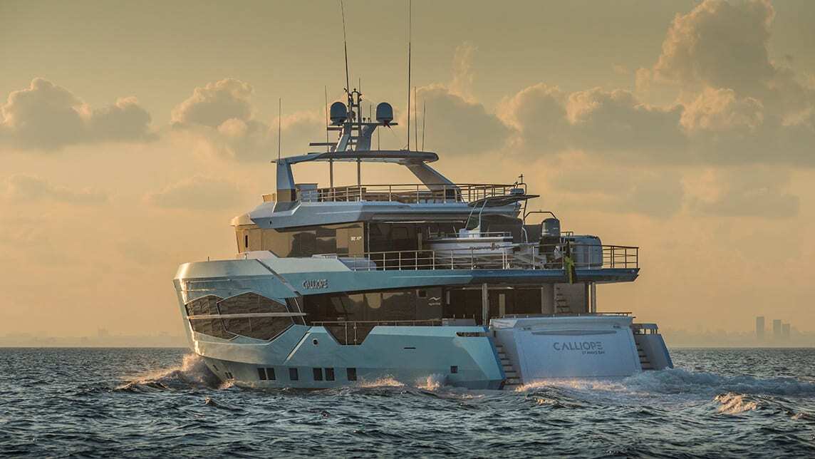 NUMARINE 32 XP yacht for Sale (4) | Phoenix Yacht Management