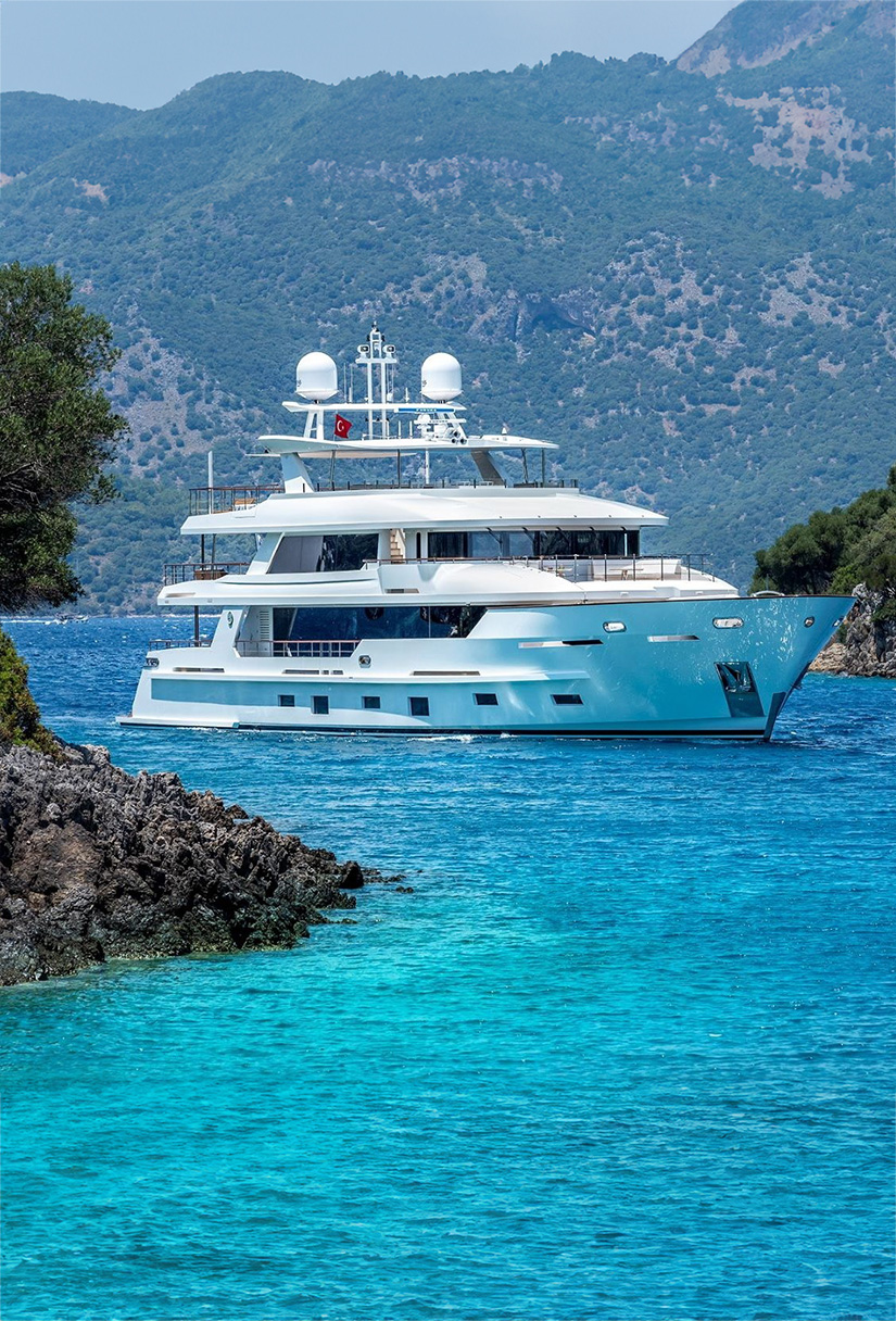 SUNRISE yacht for Charter (4) | Phoenix Yacht Management