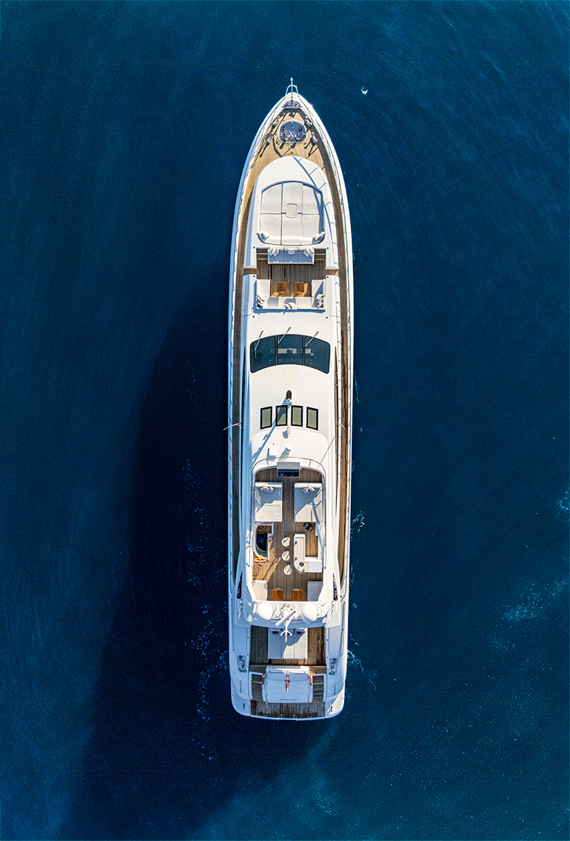 MANGUSTA 132 yacht for Sale (41) | Phoenix Yacht Management